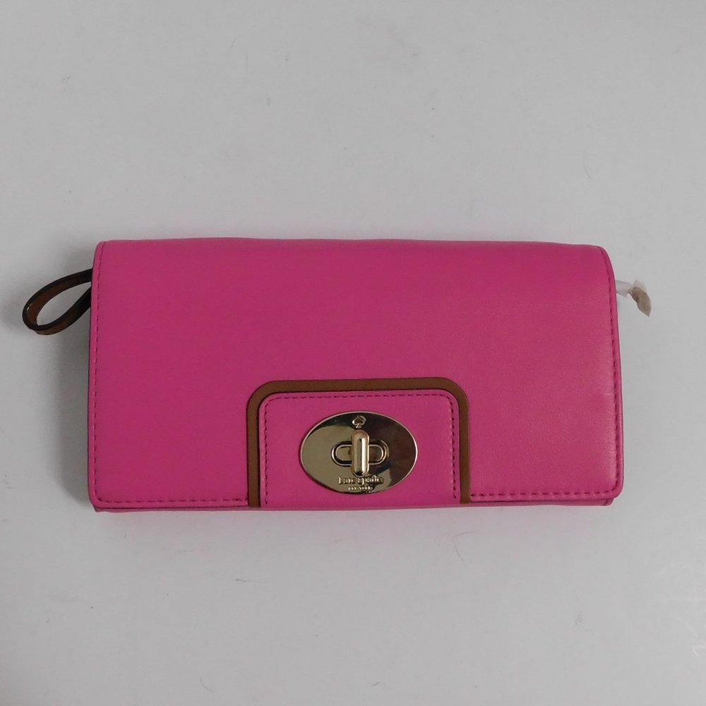 New Kate Spade Turnlock Mara Hampton Road‎ Fuscia Leather Clutch Wallet